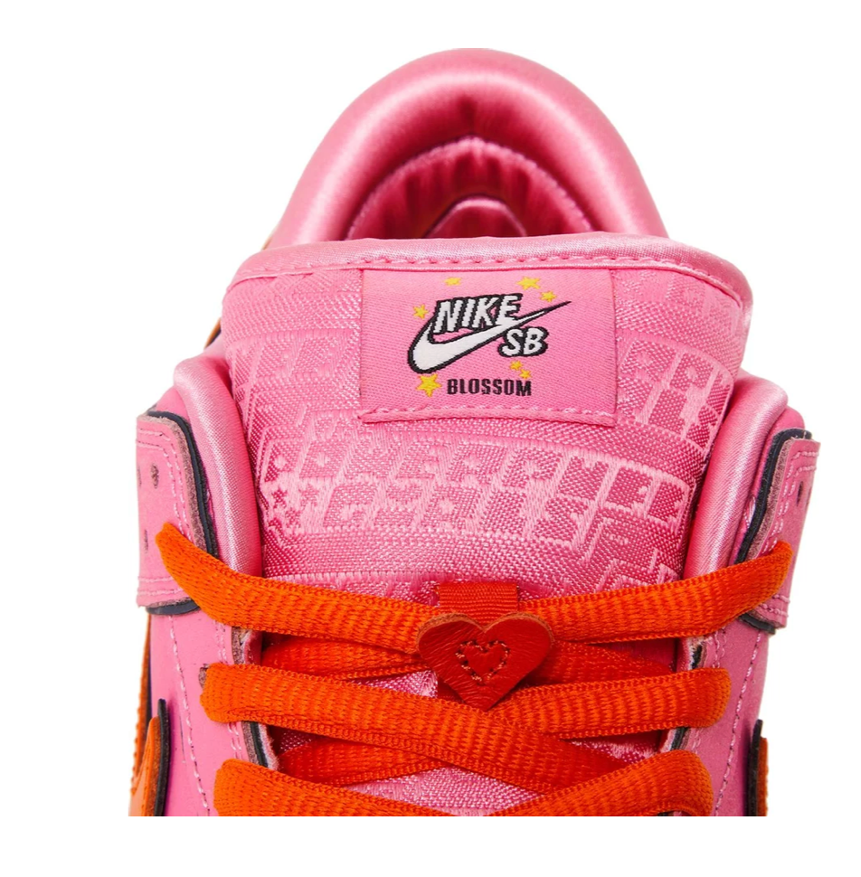 Nike SB Dunk Low The Powerpuff Girls Blossom